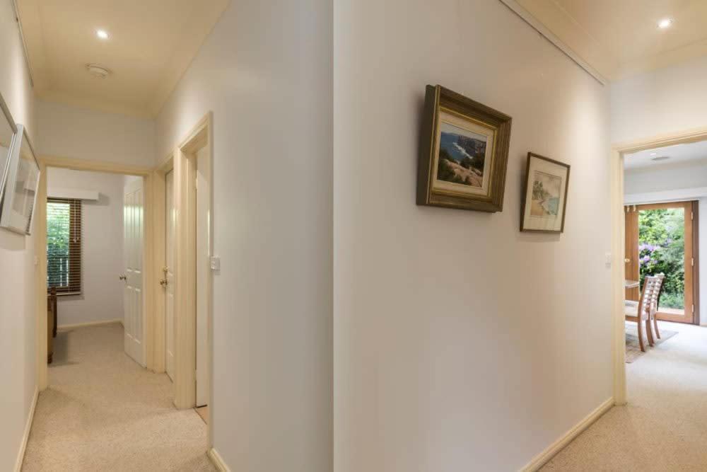 Holiday home 3 Bdrm 2 Bthrm House Close To Cbd & Anu *