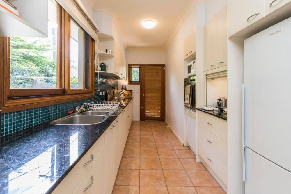3 Bdrm 2 Bthrm House Close To Cbd & Anu Canberra