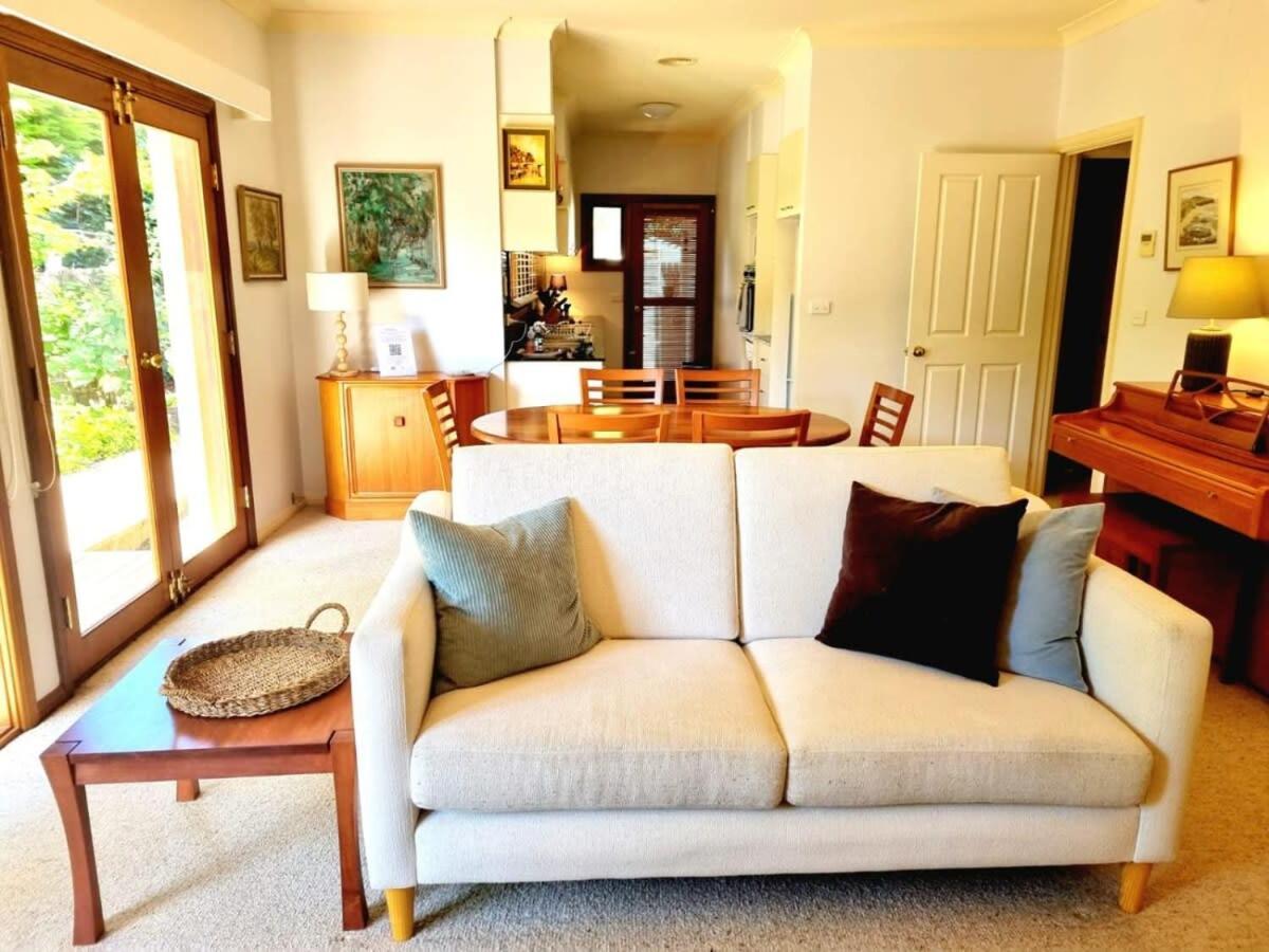 3 Bdrm 2 Bthrm House Close To Cbd & Anu Holiday home